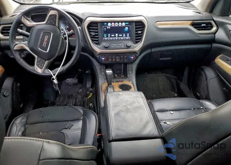 2017 GMC Acadia Denali z USA, uszkodzony, nr VIN 1GKKNXLS5HZ140847